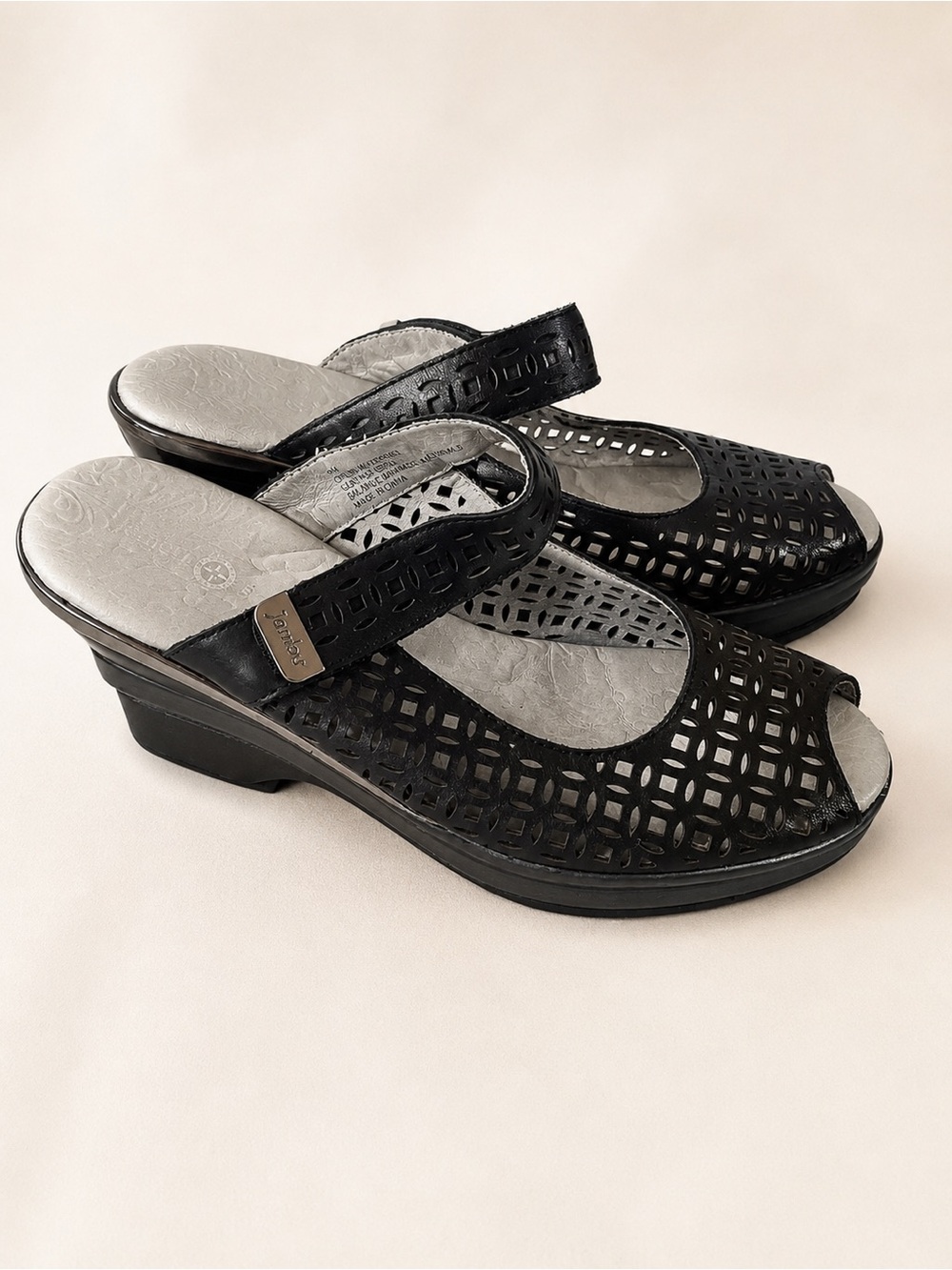 Jambu Journey Encore Wedge Sandals Womens 9M Black Peep Toe Nubuck Leather